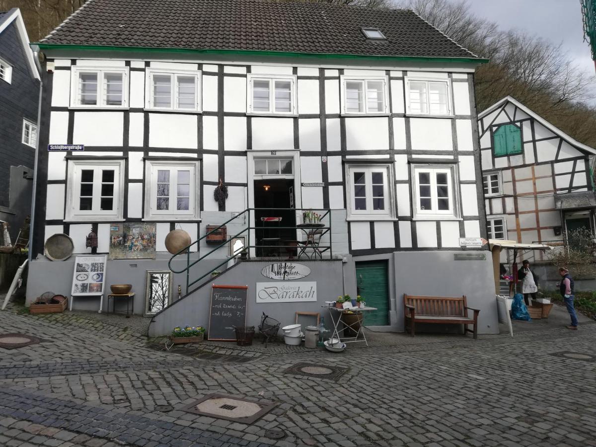 Ferienwohnung Am Schlossberg Solingen Esterno foto