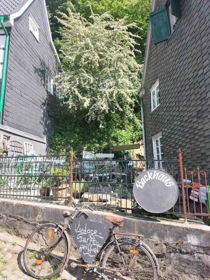 Ferienwohnung Am Schlossberg Solingen Esterno foto